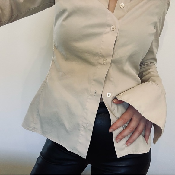 Authentic Vintage Gucci Classic Beige Fitted Style Button Down Shirt Size 38 - Picture 7 of 14